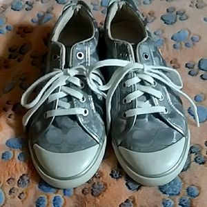 "Coach" tennis shoes